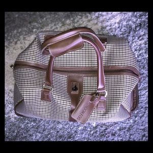 London Fog Carry On Bag